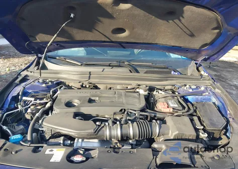 2022 Honda Accord Sport 2.0T z USA, uszkodzony, nr VIN 1HGCV2F38NA012878